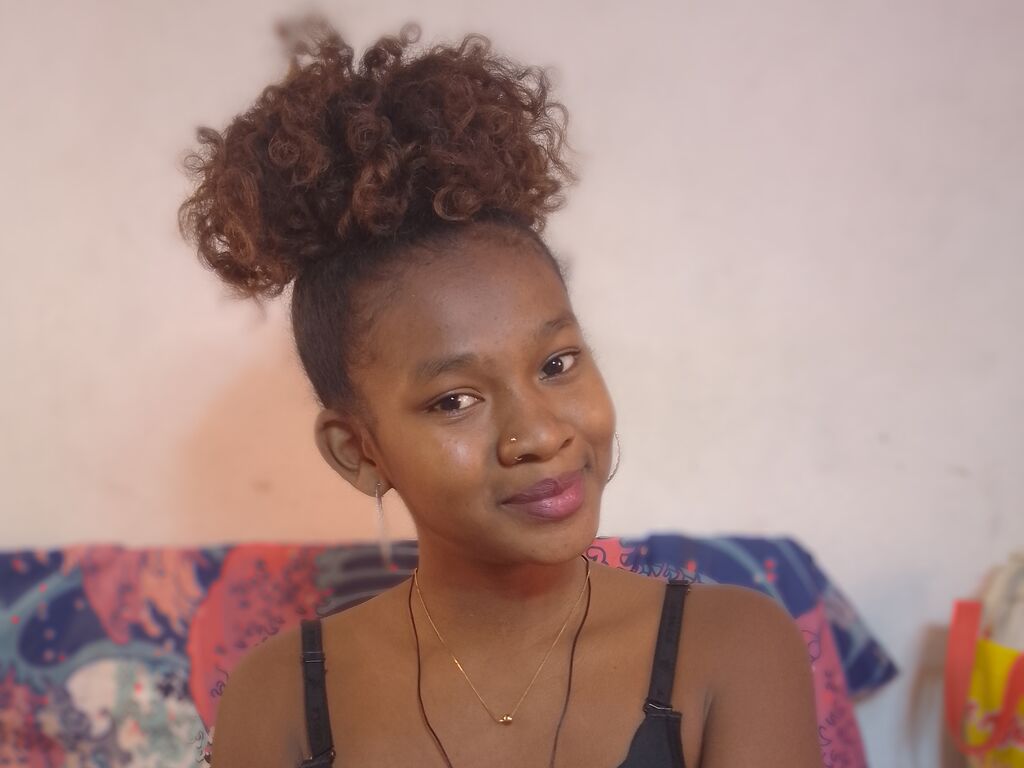Marie Saynah